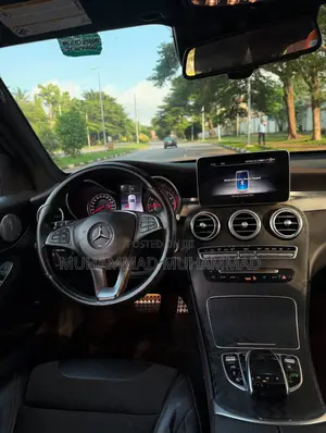Mercedes-Benz GLC-Class 2017 Blue