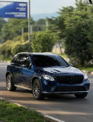 Mercedes-Benz GLC-Class 2017 Blue