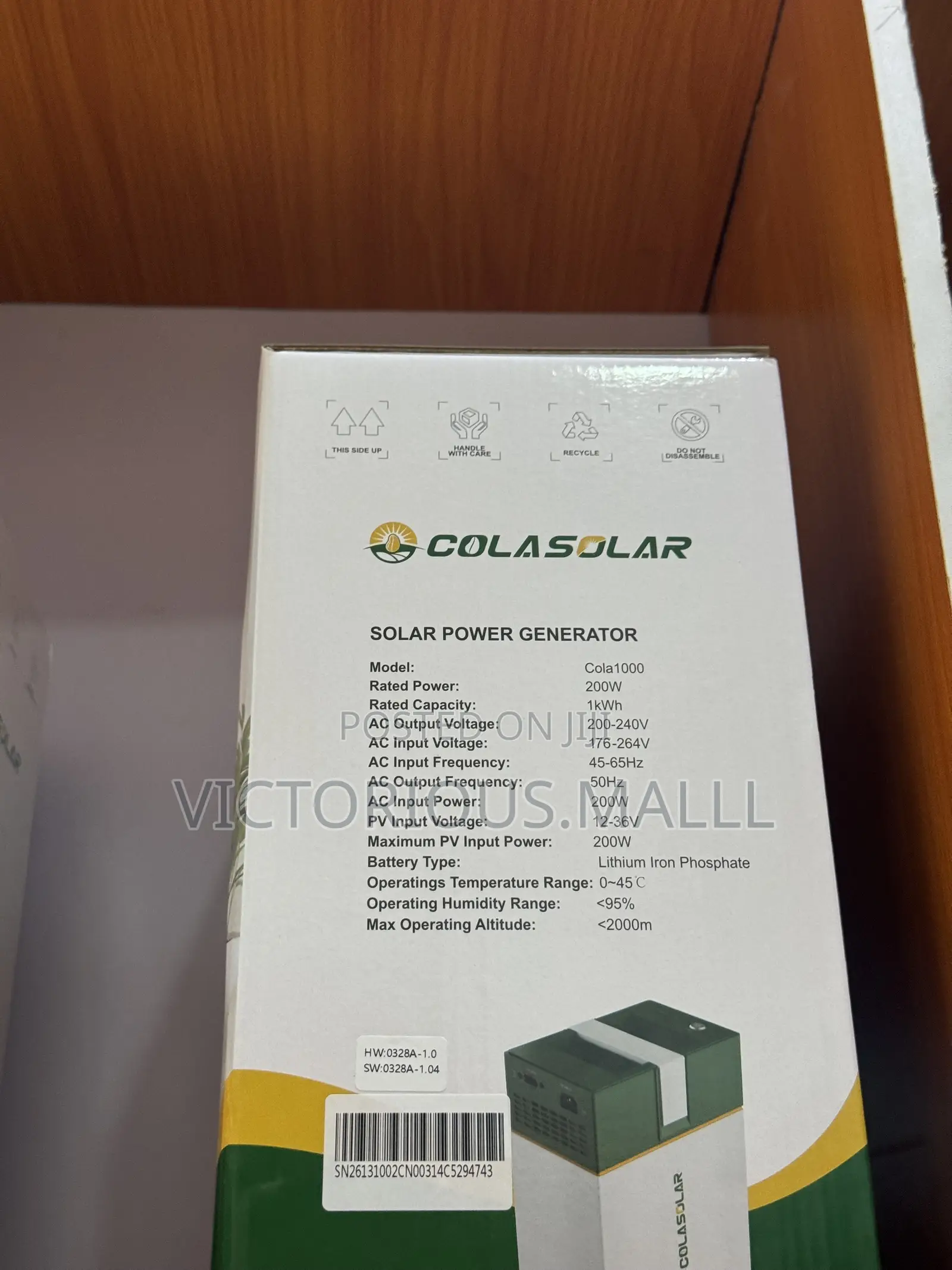 COLASOLAR Cola 1000 1kWh LiFePO4 Solar Generator 200W