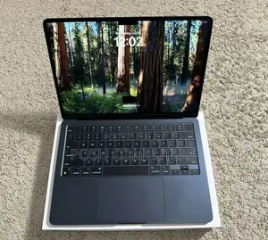 Laptop Apple MacBook Air 2024 M3 16GB Apple M3 SSD 512GB