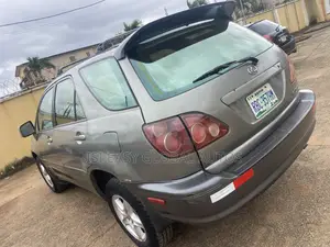 Lexus RX 300 4WD 2000 Gray