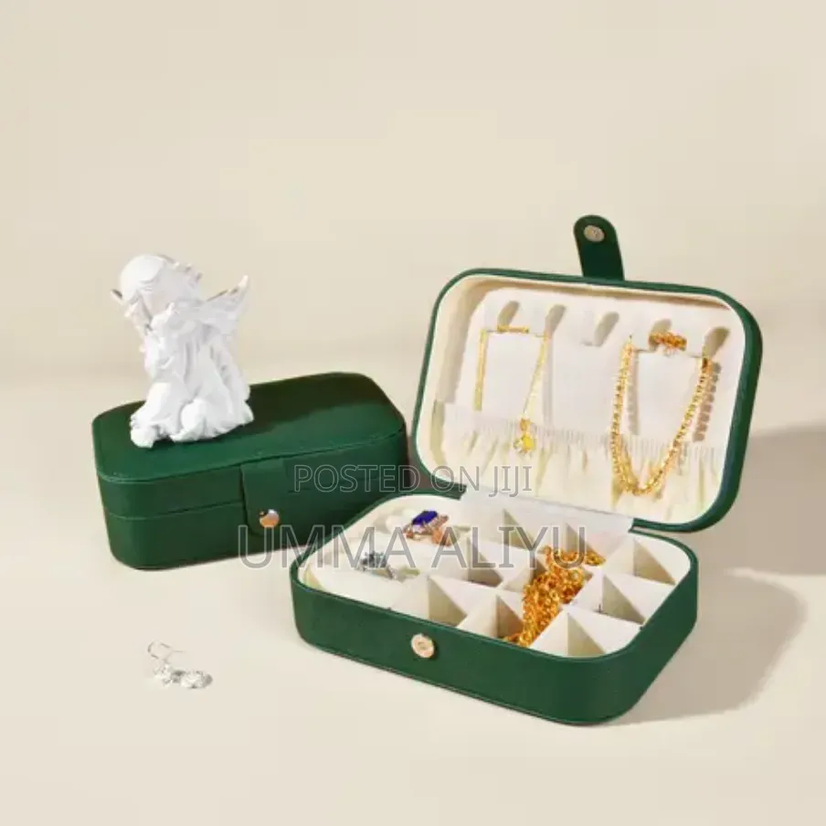 Medium Jewelry Box