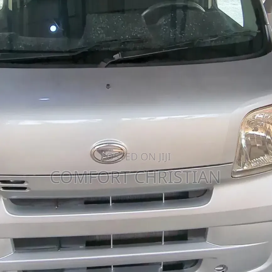 Daihatsu Hijet 2012 Silver