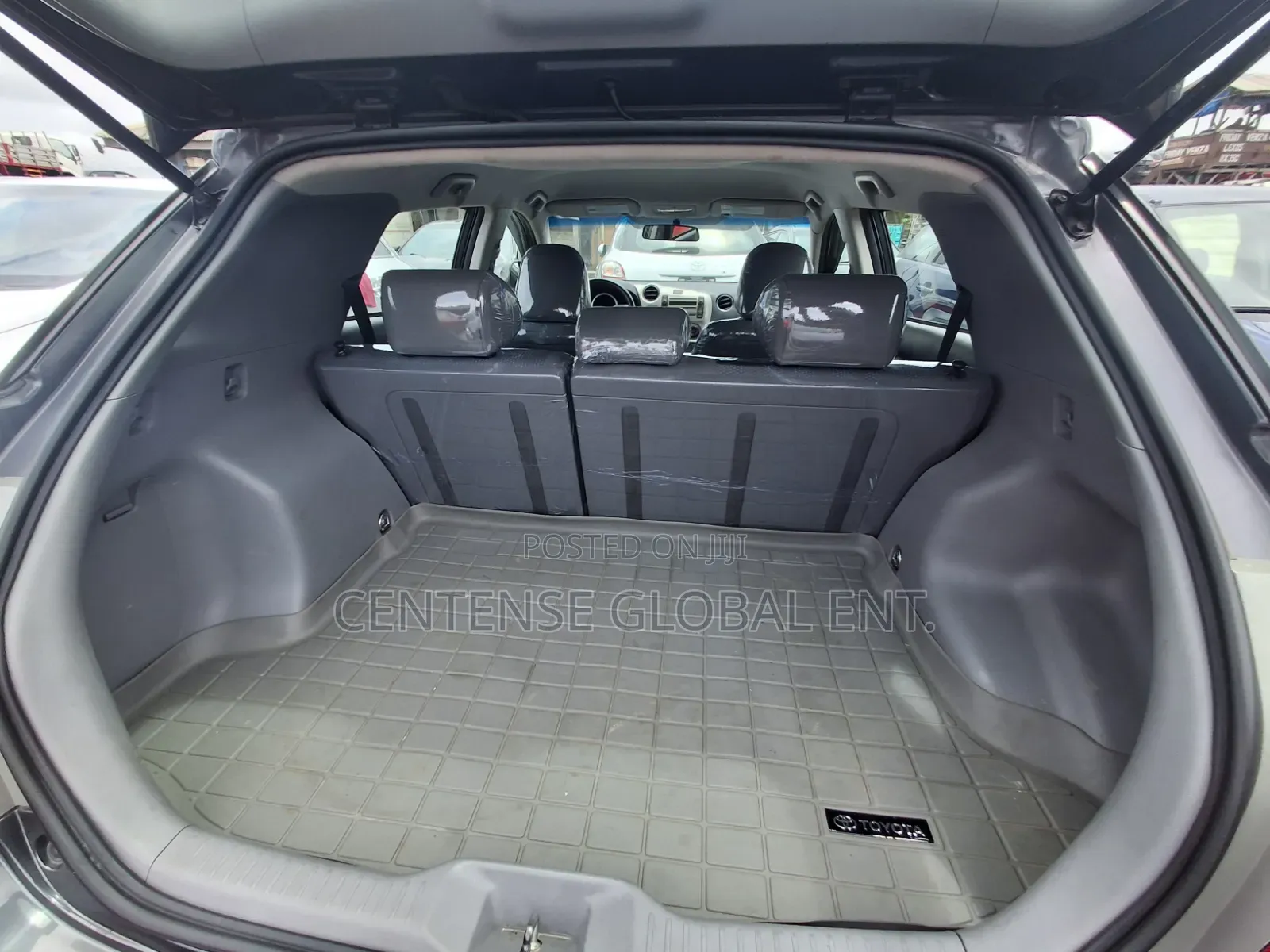 Toyota Matrix 2010 Gray