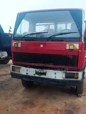 Mercedes-Benz Truck Tipper 814 1979 Red