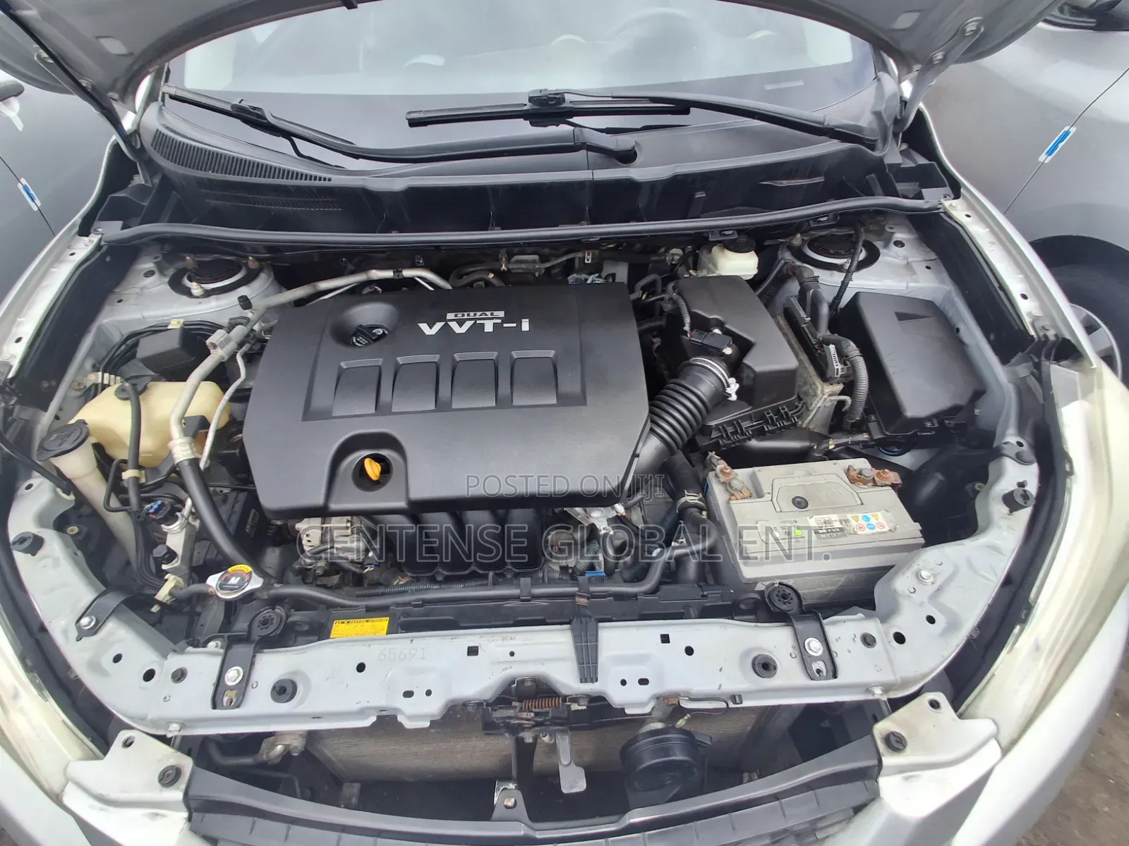 Toyota Matrix 2011 Silver