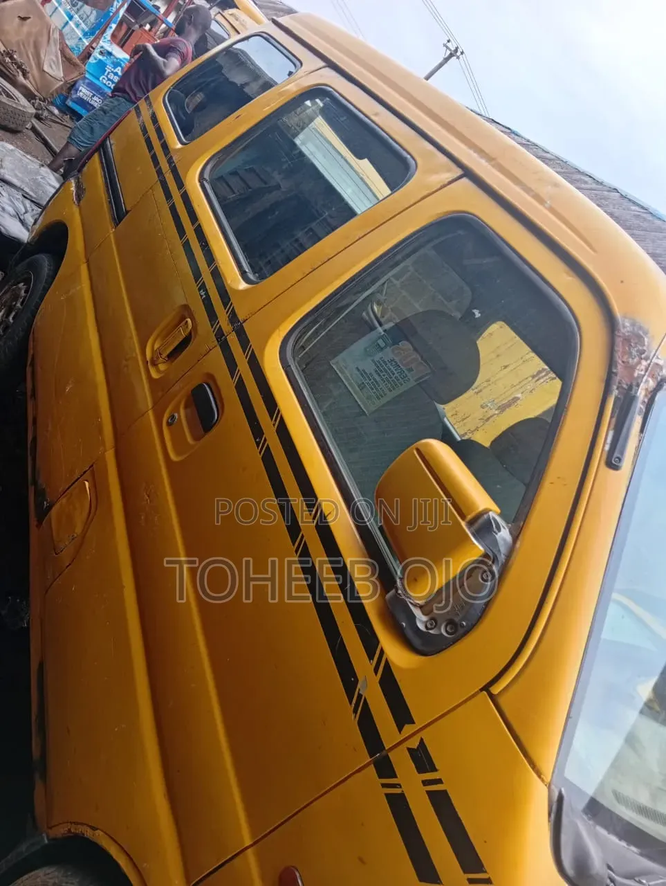 Volkswagen Transporter 1998 Yellow