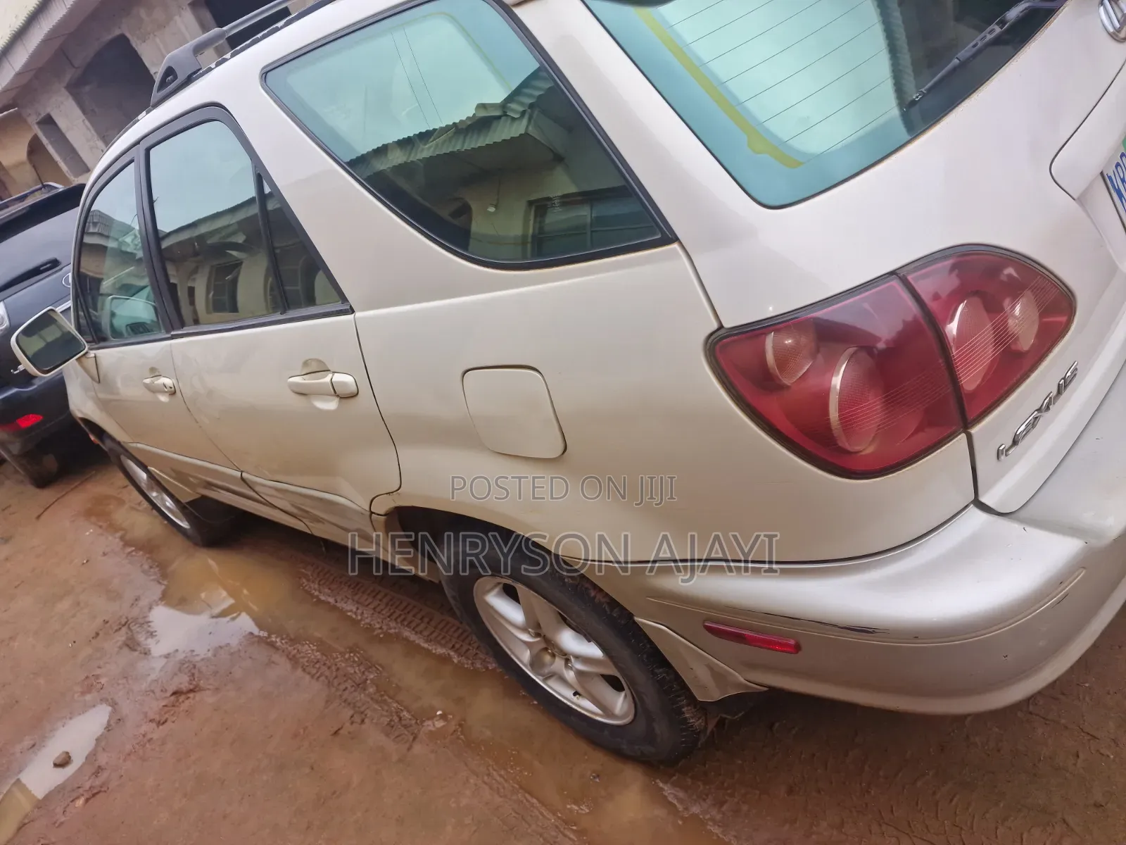 Lexus RX 2000 White