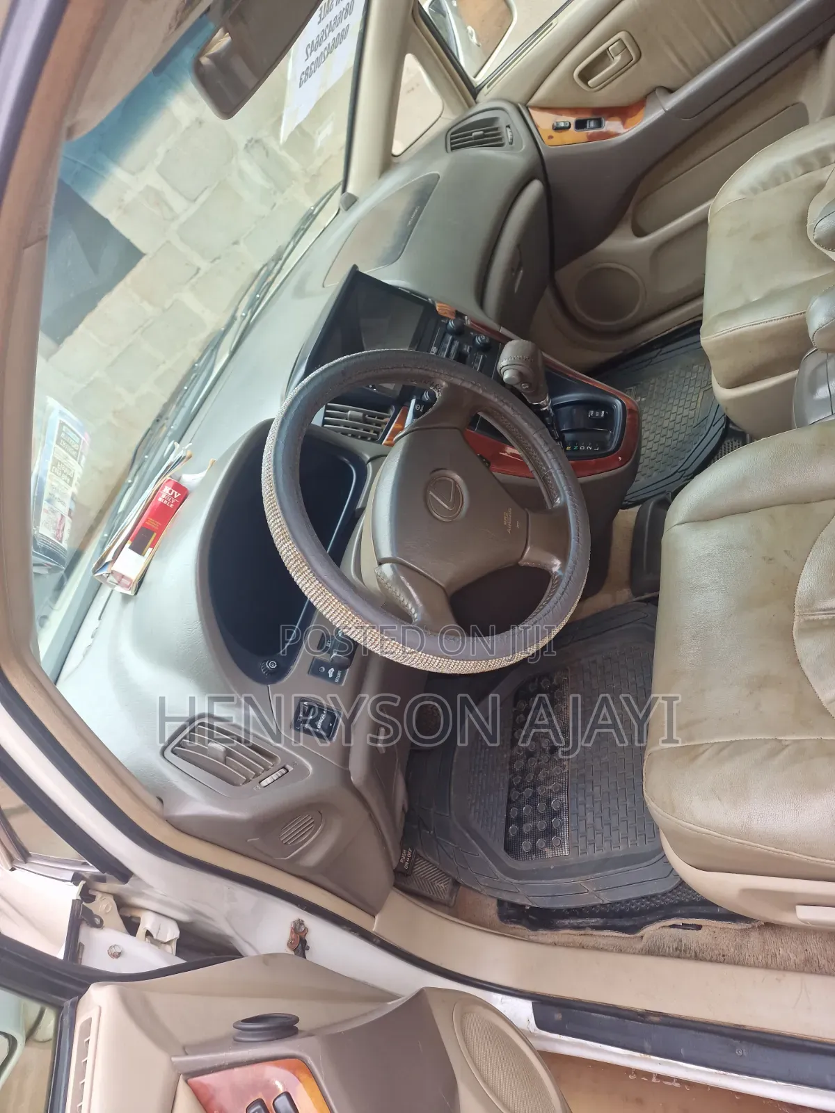 Lexus RX 2000 White