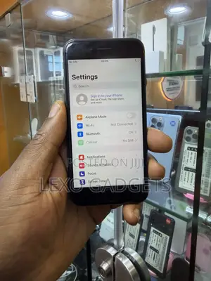 Apple iPhone 8 64 GB Black