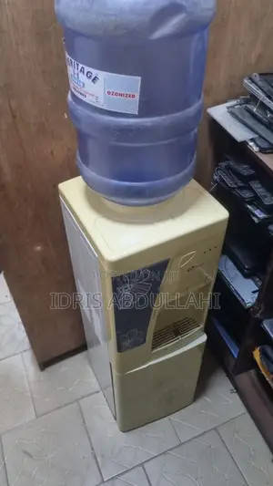 Clean Water Dispenser
