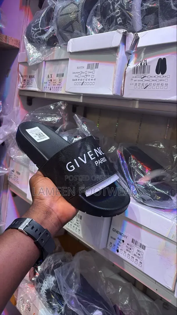 Premium Unisex Carton Slides, Comfortable and Durable