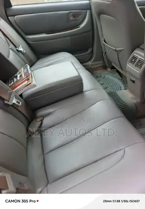 Toyota Avalon 2003 Silver