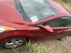 Hyundai Elantra GLS 2011 Red