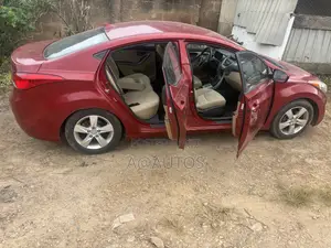 Hyundai Elantra GLS 2011 Red