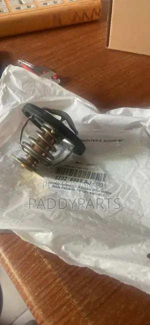 Jeep Grand Cherokee Thermostat V8 5.7l, 6.2l,6.1l 6.4l AJ