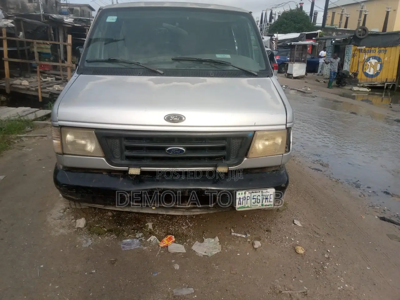 Ford E350 2003 Grey