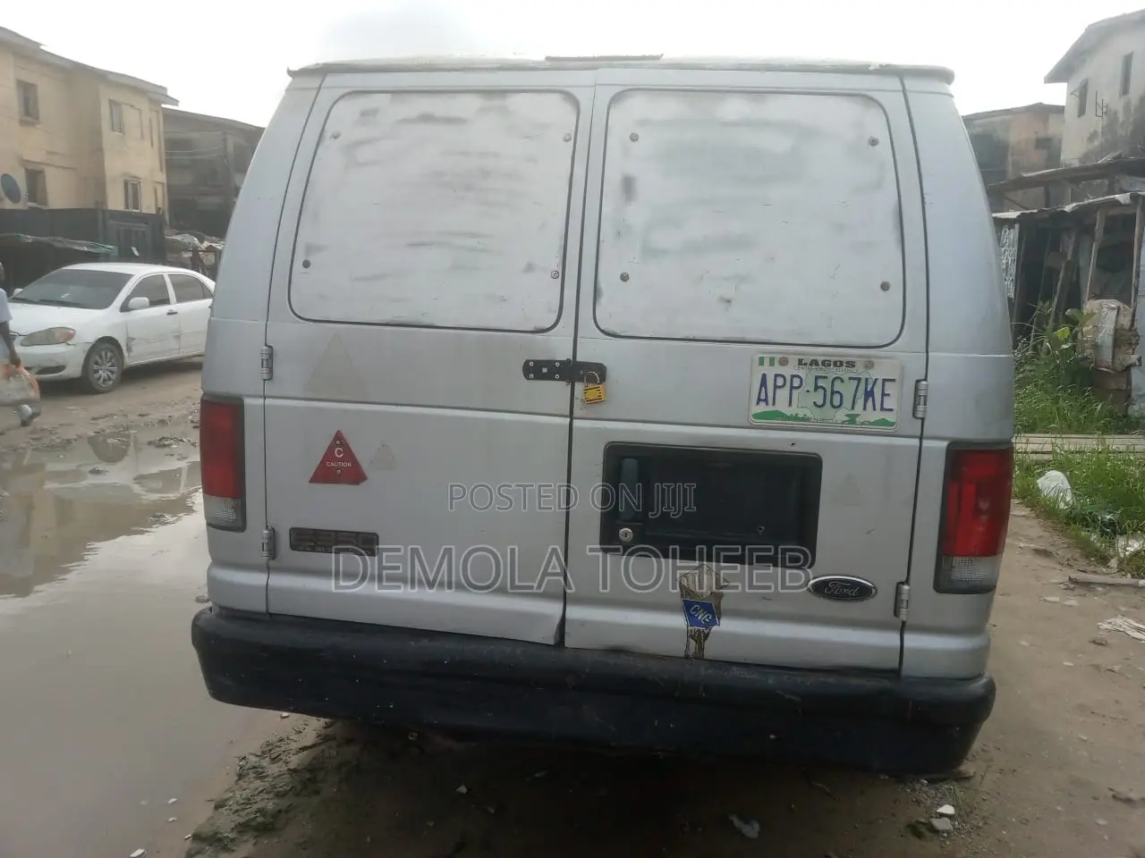 Ford E350 2003 Grey