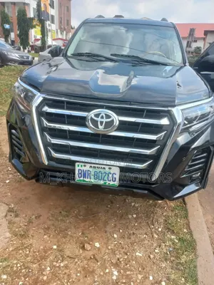 Toyota Land Cruiser Prado 2018 Black