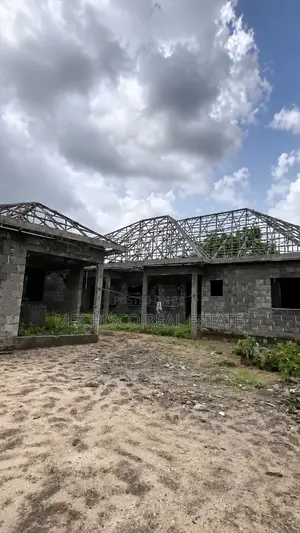 2bdrm Block of Flats in Rumuduru for sale