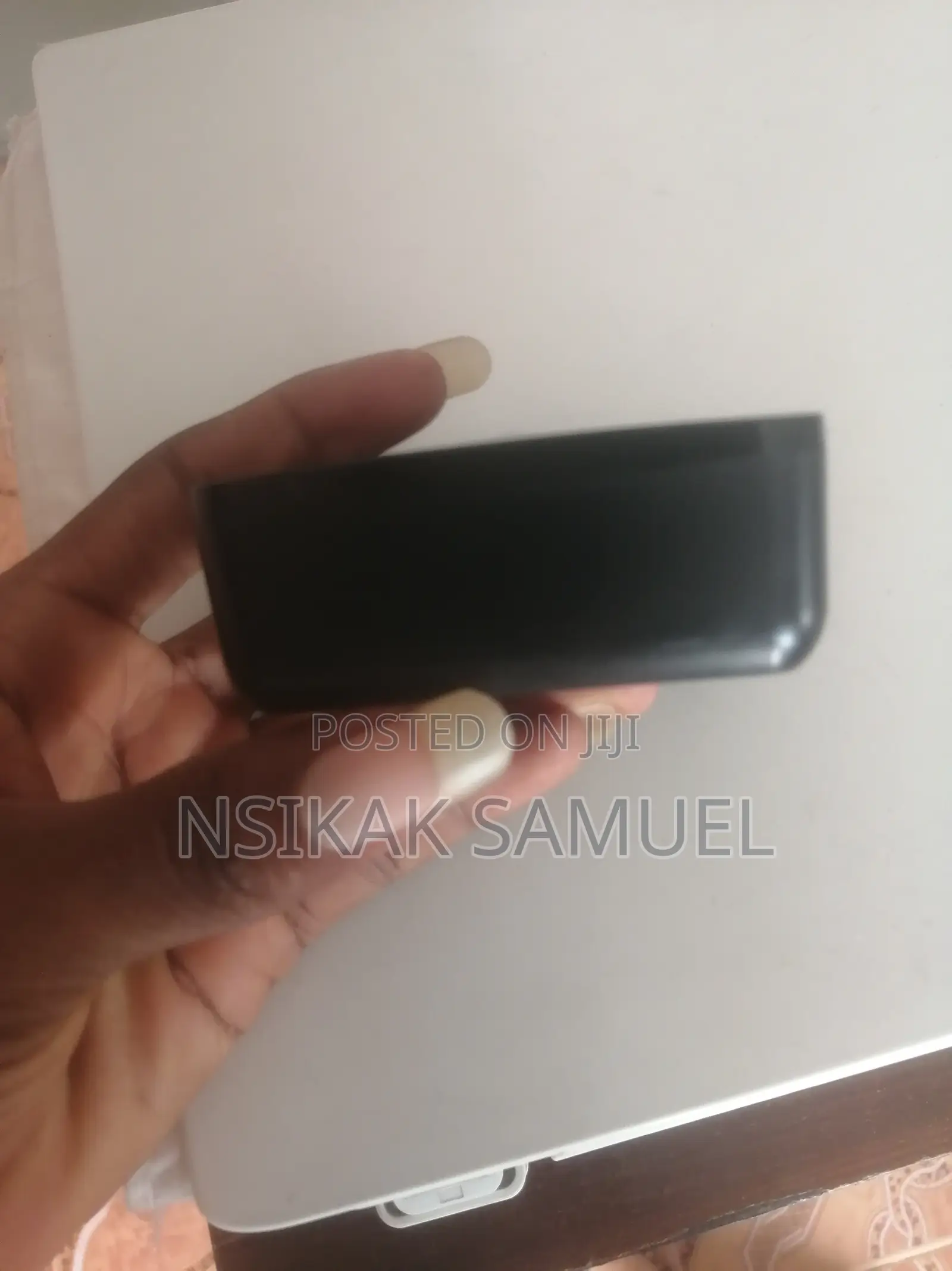 Earbud Lenovo