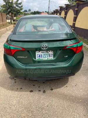 Toyota Corolla LE Premium 4dr Sedan (1.8L 4cyl CVT) 2015 Green