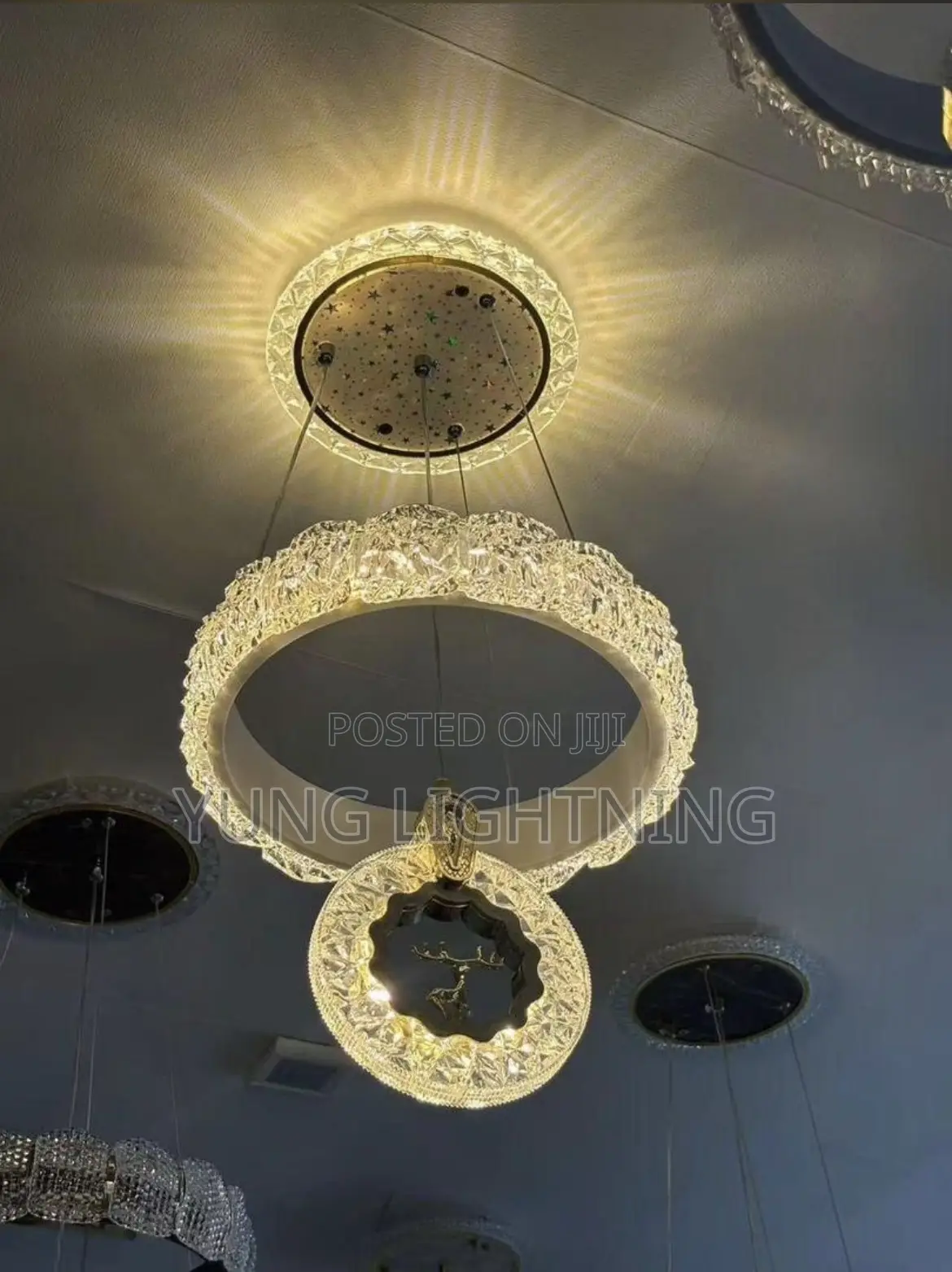 Single Dropping Crystal 3 Colors Chandelier
