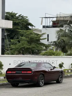 Dodge Challenger 2018 Brown