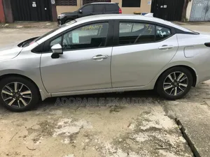 Nissan Sentra 2021 Silver