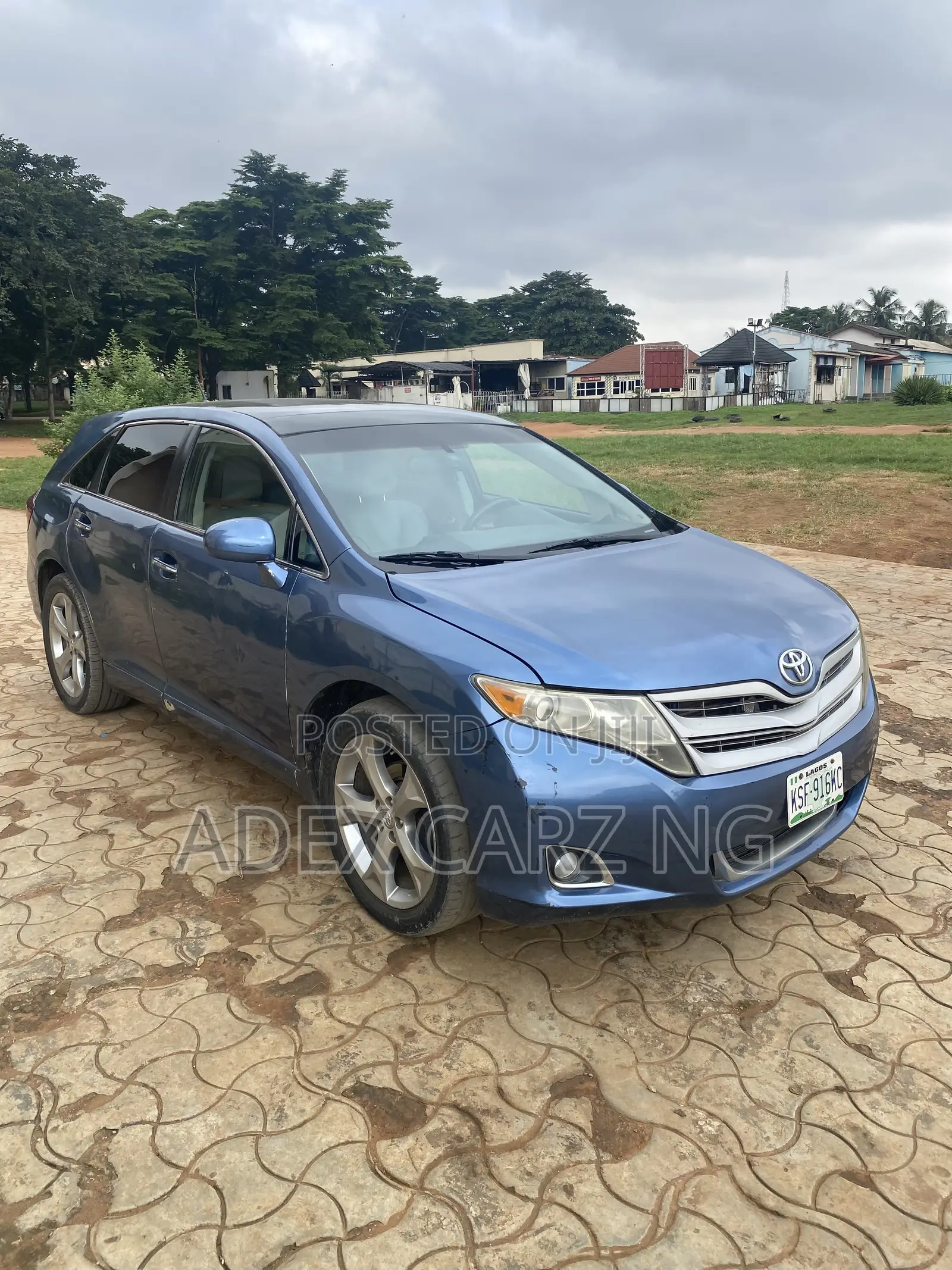 Toyota Venza 2011 Blue