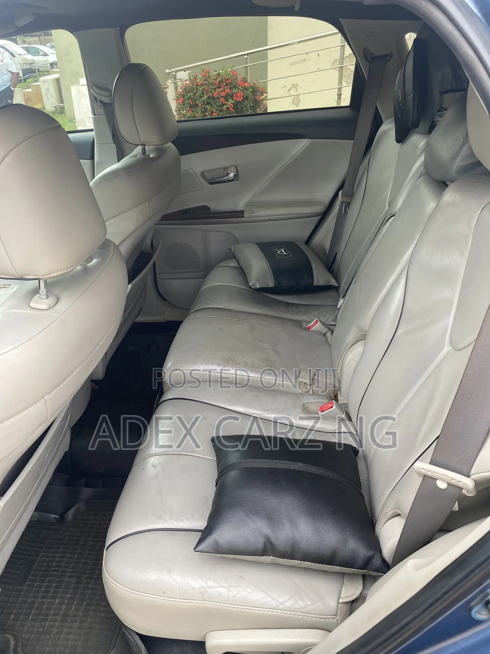 Toyota Venza 2011 Blue