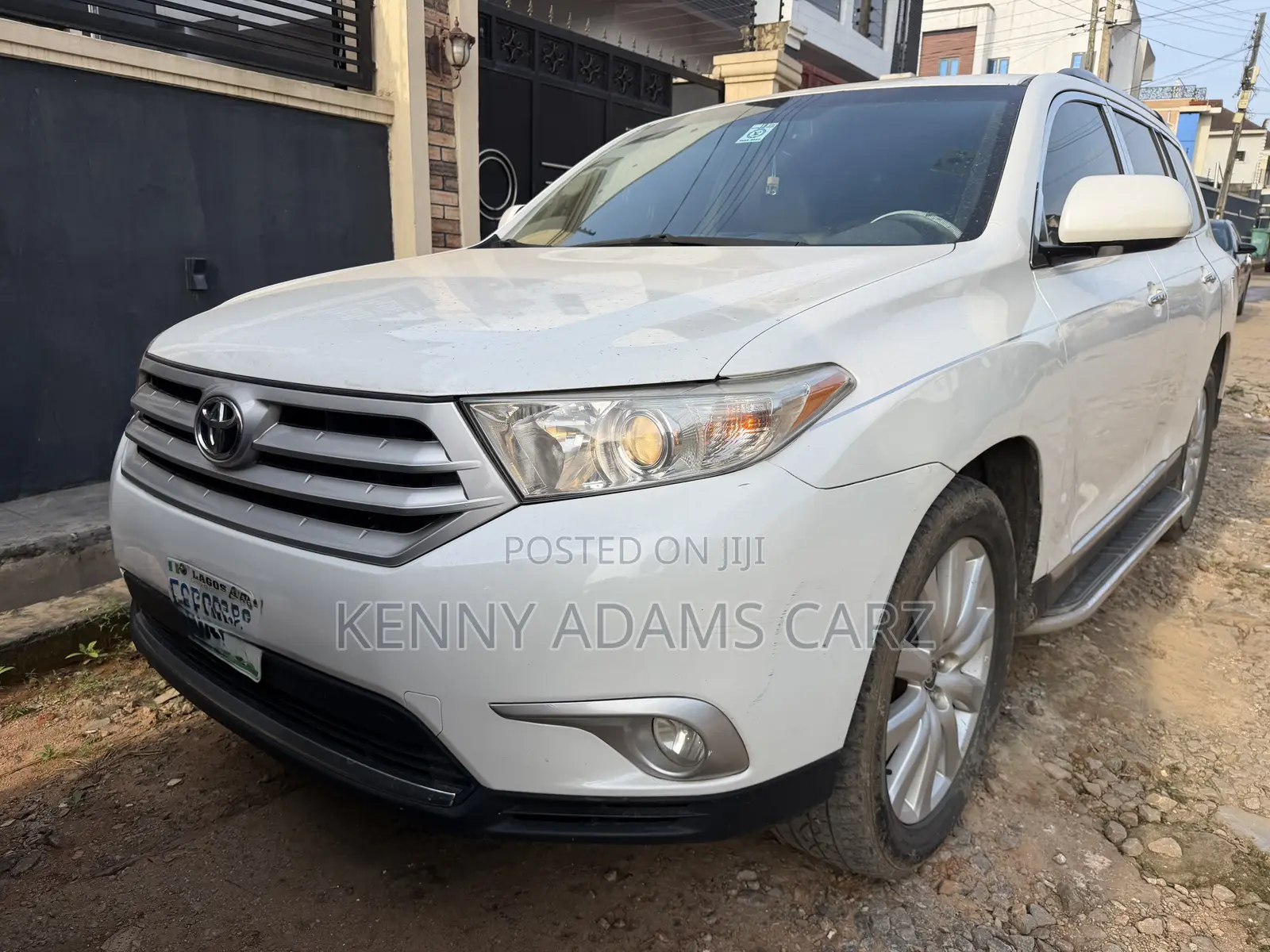 Toyota Highlander Limited 2011 White
