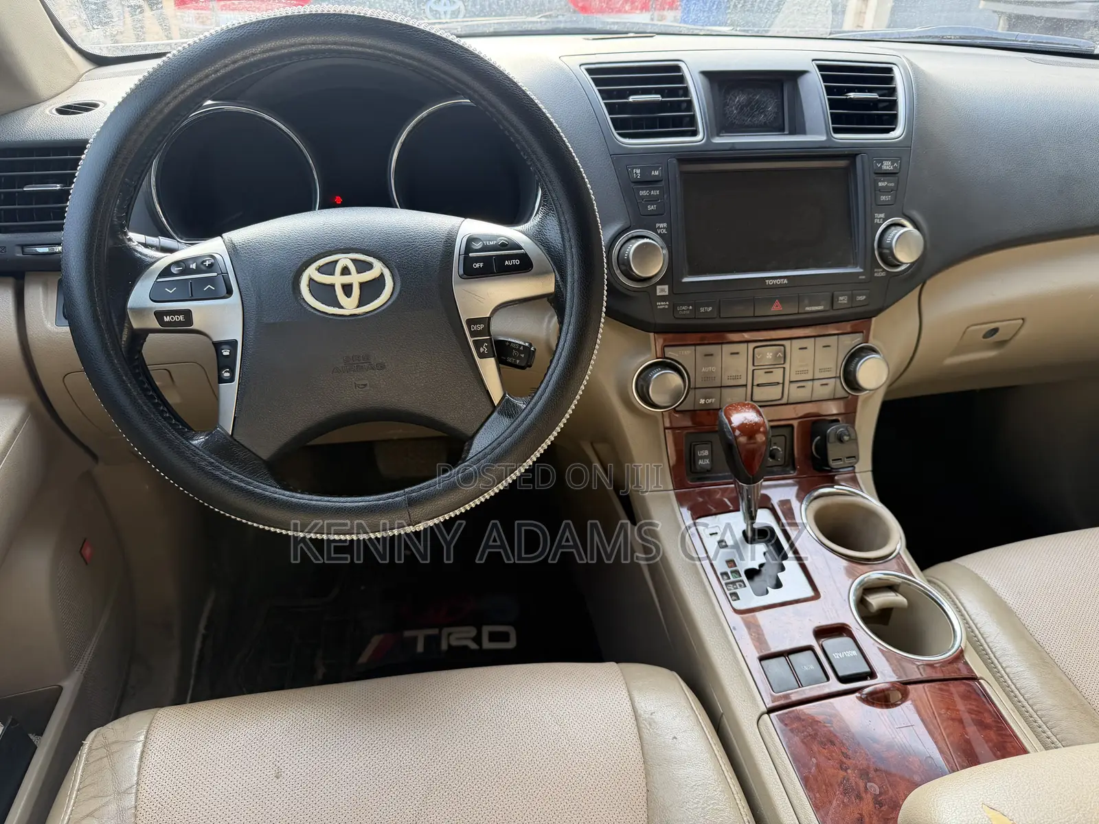 Toyota Highlander Limited 2011 White