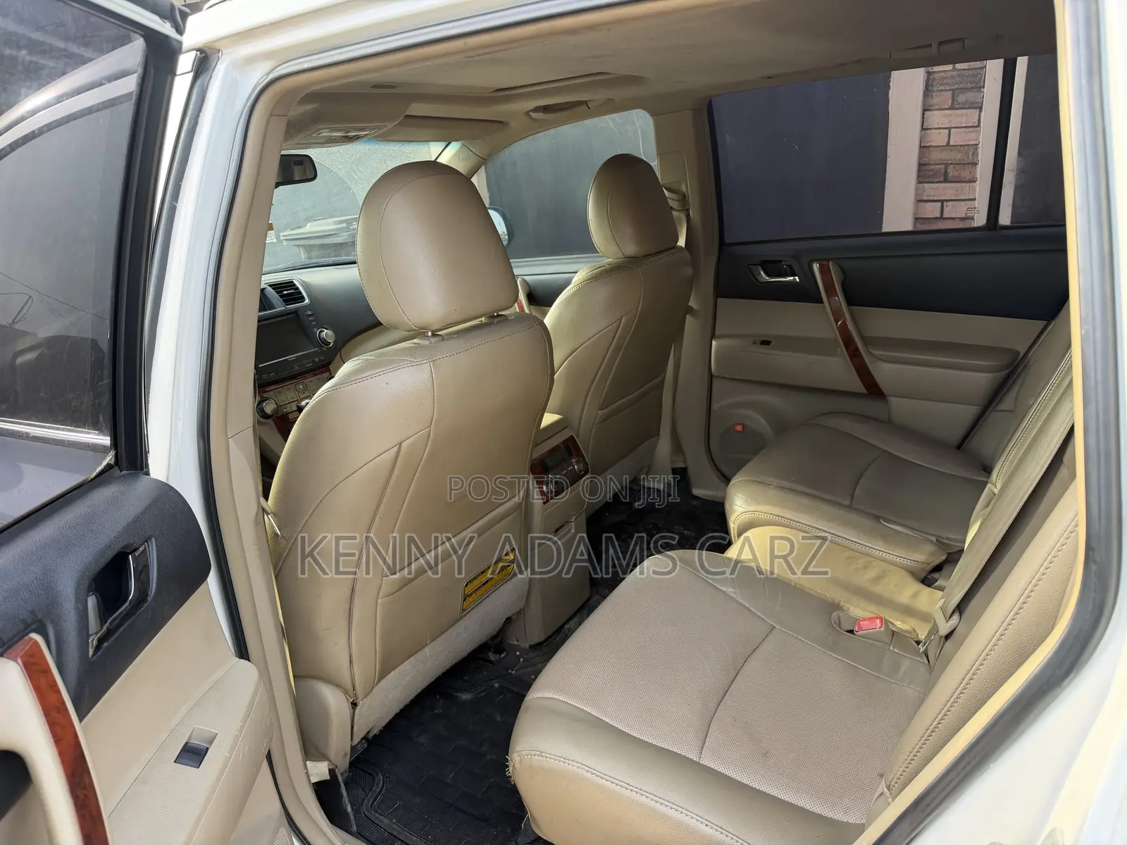 Toyota Highlander Limited 2011 White