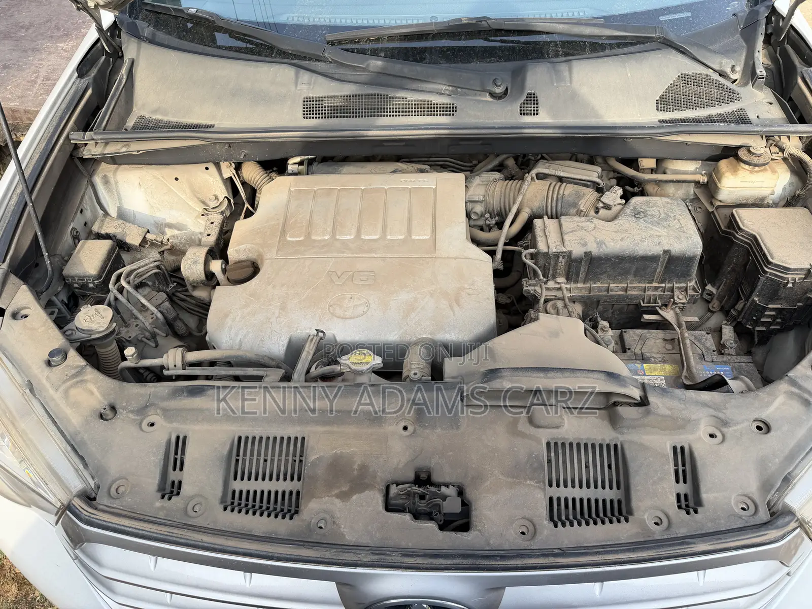 Toyota Highlander Limited 2011 White
