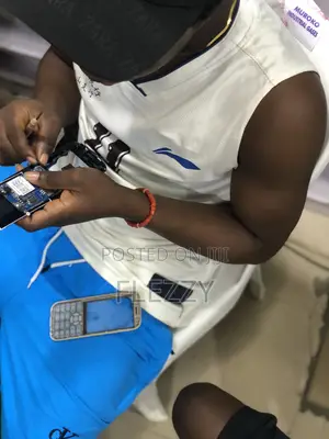Phone Laptop Repair in Warri - Screen, Battery, Charging Port.