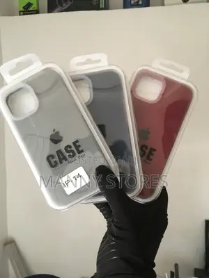 iPhone 14 Pouch