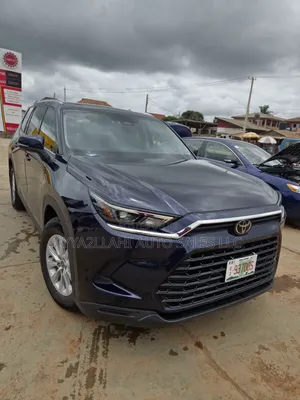 Toyota Grand Highlander 2024 Blue