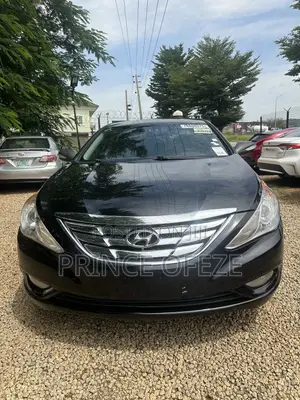 Hyundai Sonata 2011 Black