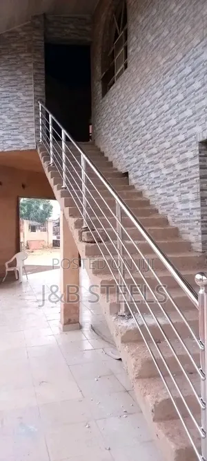 Gold Sculling Handrail Design