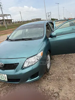 Toyota Corolla 2010 Green