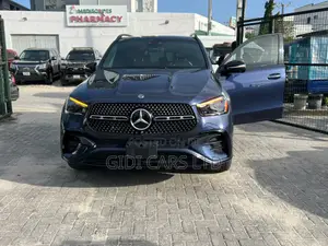 Mercedes-Benz GLE-Class 2025 Blue