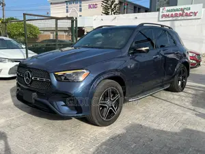 Mercedes-Benz GLE-Class 2025 Blue