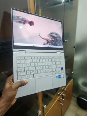 Laptop Samsung NP780Z5E 8GB Intel Core i5 SSD 256GB