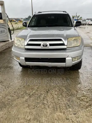 Toyota 4-Runner Limited V6 4x4 2005 Silver