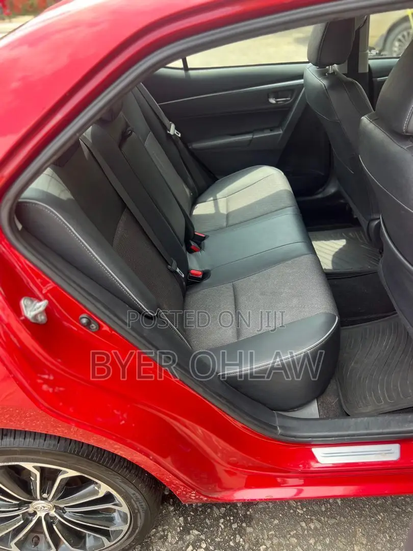 Toyota Corolla 2015 Red