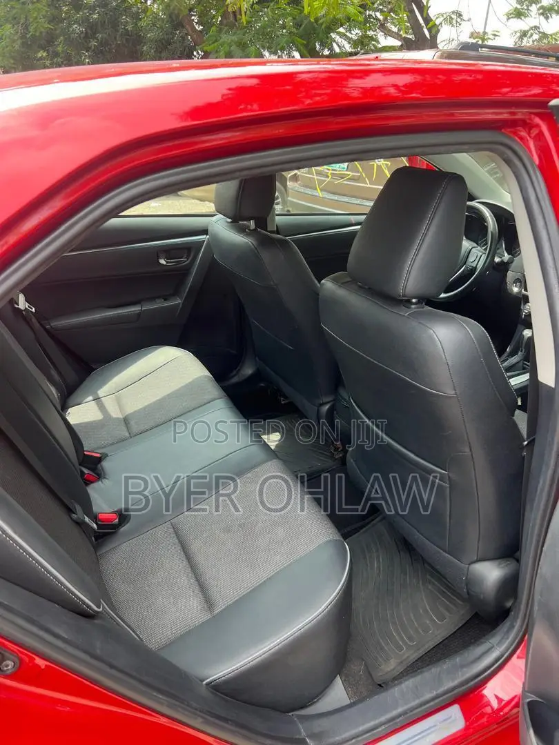 Toyota Corolla 2015 Red