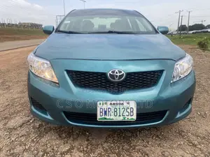 Toyota Corolla 2010 Green