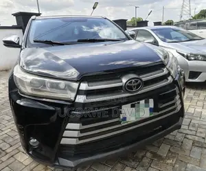 Toyota Highlander 2016 Black