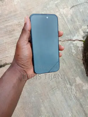 Apple iPhone 15 128 GB Black